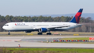 Photo of N839MH - Boeing 767-432(ER) operated by Delta Air Lines