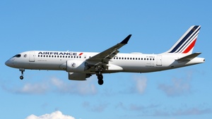 Photo of F-HZUJ - Airbus A220-300 operated by Air France