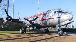 Photo of 44-9063 - Douglas C-54G Skymaster operated by US Army Air Force