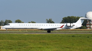 Photo of EI-HBA - Bombardier CRJ-1000 operated by Hibernian Airlines