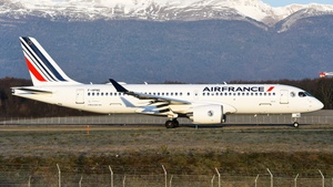 Photo of F-HPNG - Airbus A220-300 operated by Air France