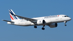 Photo of F-HZUL - Airbus A220-300 operated by Air France