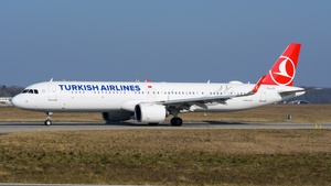 Photo of TC-LTI - Airbus A321-271NX operated by Turkish Airlines