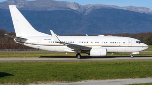 Photo of A6-DAS - Boeing 737-7Z5(BBJ) operated by Royal Jet