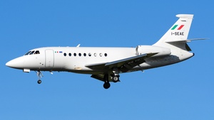Photo of I-SEAE - Dassault Falcon 2000 operated by Leader Servizi Aerei