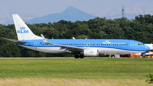 Photo of PH-BXC - Boeing 737-8K2 operated by KLM Royal Dutch Airlines