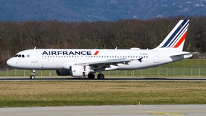 Photo of F-GKXR - Airbus A320-214 operated by Air France