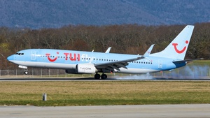 Photo of G-TUKM - Boeing 737-8K5 operated by TUI Airways