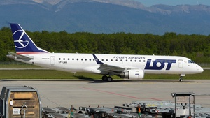 Photo of SP-LMA - Embraer ERJ-190STD operated by LOT Polish Airlines