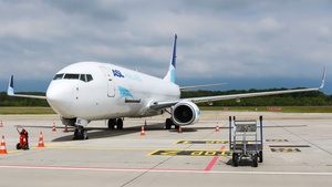 Photo of OE-IMC - Boeing 737-83N(BCF) operated by ASL Airlines Belgium