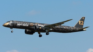 Photo of PR-ZIQ - Embraer ERJ-195-E2 operated by Embraer