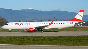 Photo of OE-LWL - Embraer ERJ-195LR operated by Austrian Airlines