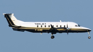Photo of F-GUME - Beechcraft 1900D operated by Twin Jet