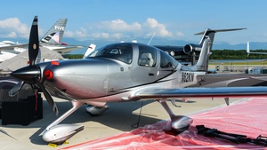 Photo of N62KN - Cirrus SR22T G6 GTS operated by Cirrus Design Corp.