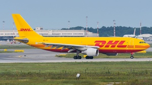 Photo of D-AEAK - Airbus A300B4-622R(F) operated by European Air Transport