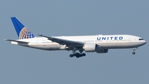 Photo of N57016 - Boeing 777-224(ER) operated by United Airlines
