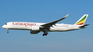 Photo of ET-AWM - Airbus A350-941 operated by Ethiopian Airlines