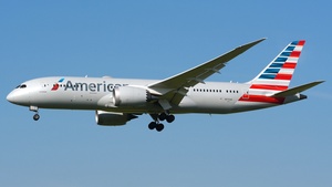 Photo of N819AN - Boeing 787-8 Dreamliner operated by American Airlines