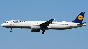 Photo of D-AISX - Airbus A321-231 operated by Lufthansa