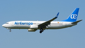 Photo of EC-LPR - Boeing 737-85P operated by Air Europa