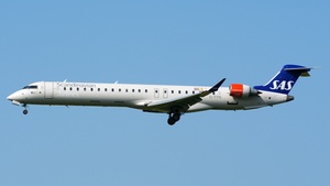 Photo of EI-FPH - Bombardier CRJ-900LR operated by SAS Scandinavian Airlines (opb CityJet)