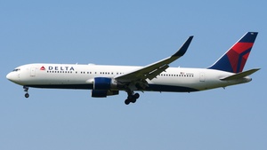 Photo of N198DN - Boeing 767-332(ER) operated by Delta Air Lines