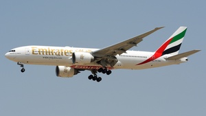 Photo of A6-EWA - Boeing 777-21H(LR) operated by Emirates