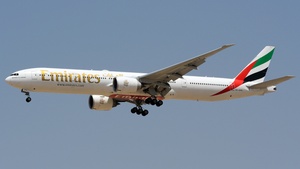 Photo of A6-EPK - Boeing 777-31H(ER) operated by Emirates