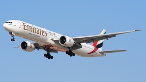 Photo of A6-ENZ - Boeing 777-31H(ER) operated by Emirates