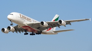 Photo of A6-EOA - Airbus A380-861 operated by Emirates