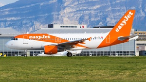 Photo of HB-JYK - Airbus A319-111 operated by easyJet Switzerland