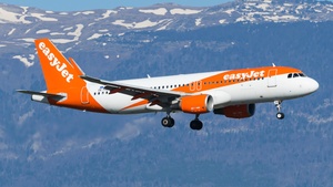 Photo of OE-IJK - Airbus A320-214 operated by easyJet Europe