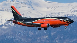 Photo of LY-KDT - Boeing 737-522 operated by KlasJet
