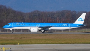 Photo of PH-NXG - Embraer ERJ-195-E2 operated by KLM Cityhopper