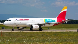 Photo of EC-IZR - Airbus A320-214 operated by Iberia