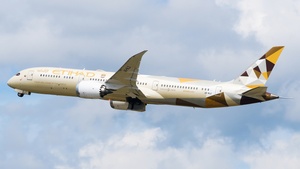 Photo of A6-BLZ - Boeing 787-9 Dreamliner operated by Etihad Airways