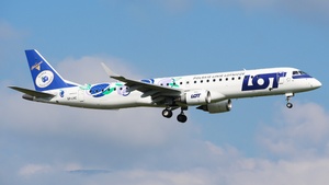 Photo of SP-LNC - Embraer ERJ-195LR operated by LOT Polish Airlines