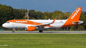 Photo of OE-IJZ - Airbus A320-214 operated by easyJet Europe