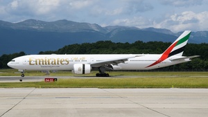 Photo of A6-EQI - Boeing 777-31H(ER) operated by Emirates