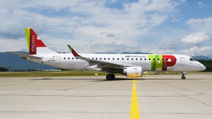 Photo of CS-TPR - Embraer ERJ-190LR operated by TAP Express (opb Portugália Airlines)