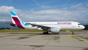 Photo of D-ABNH - Airbus A320-214 operated by Eurowings