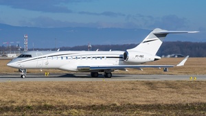 Photo of PT-RBZ - Bombardier Global 6000 operated by Fly and Fun Taxi Aereo