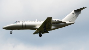 Photo of F-HJSL - Cessna 525B CitationJet CJ3 operated by iXair Compagnie Aérienne