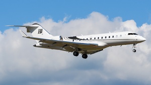 Photo of PH-BEJ - Bombardier Global 5000 operated by Flying Group