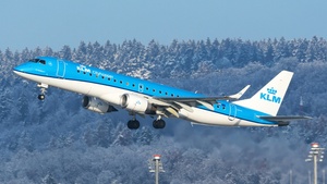 Photo of PH-EZY - Embraer ERJ-190STD operated by KLM Cityhopper