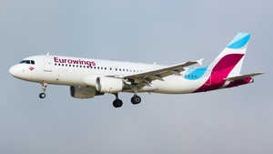 Photo of D-ABDU - Airbus A320-214 operated by Eurowings