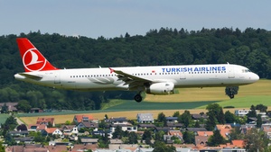 Photo of TC-JRU - Airbus A321-231 operated by Turkish Airlines