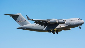 Photo of 01-0192 - Boeing C-17A Globemaster III operated by US Air Force