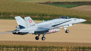 Photo of J-5010 - McDonnell Douglas F/A-18C Hornet operated by Swiss Air Force