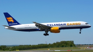 Photo of TF-FIH - Boeing 757-208(PCF) operated by Icelandair Cargo